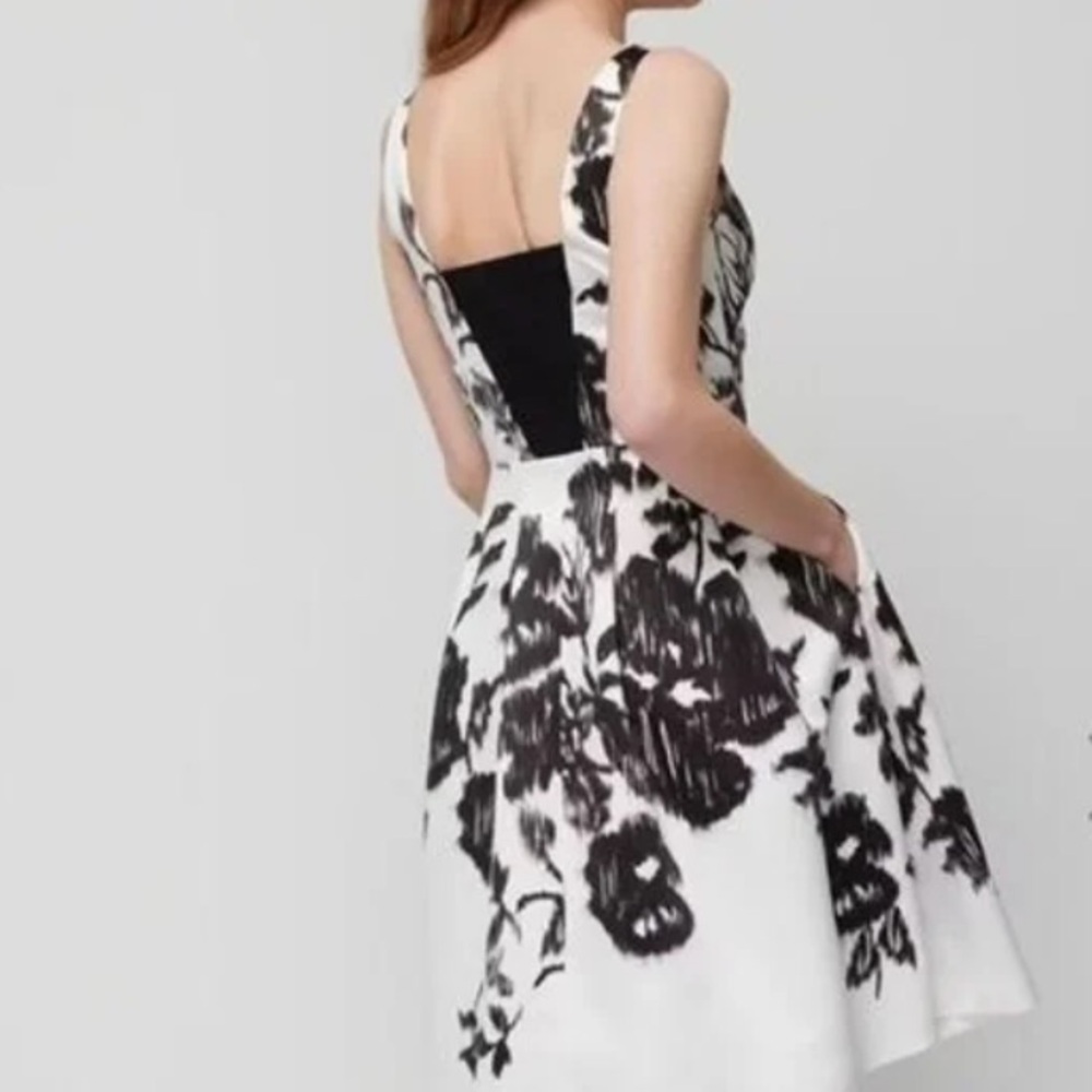 White House Black Market Satin Feminine Elegant Floral Dress with Pockets